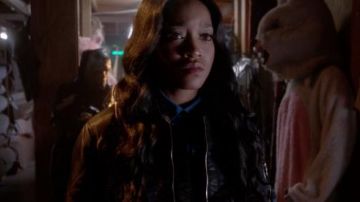 The bomber Rag&Bone blue Zayday Williams (Keke Palmer) in Scream Queens)