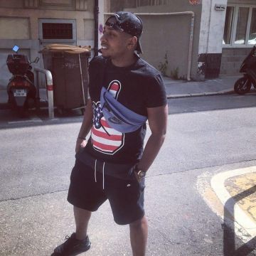 The shorts nike black Sultan on his account Instagram