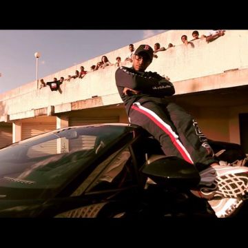 The nike air max 97 silver Sultan on his account Instagram