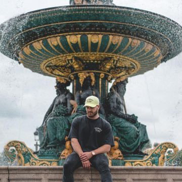 La gorra yeezy que lleva TheHypedKid en su cuenta de instagram