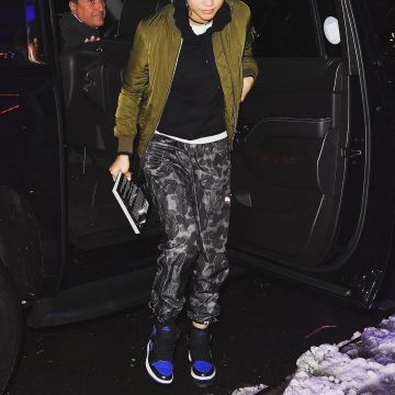 The Jordan 1 Retro Black Royal Blue of Zendaya on his account Instagram