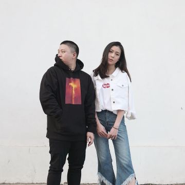 El tee supreme x vuitton en el post del influencer jejouw en su instagram