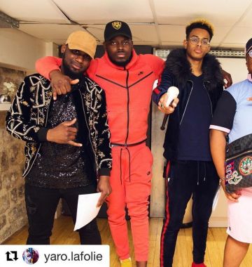 The survetement nike coral keblack seen on the account Instagram of Naza