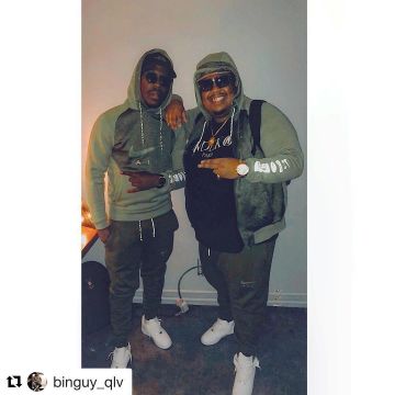 sneakers nike air force white views on the account Instagram of Naza