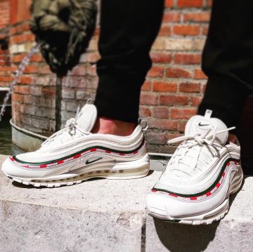air max 97 undefeated outfit