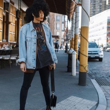 Los vaqueros con agujeros que lleva TheNotoriousKia en su instagram