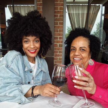 La chaqueta vaquera que lleva TheNotoriousKia en su instagram