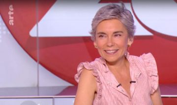 La blusa a rayas rosa de Elisabeth Quin en 28 minutos del 20/06/2018