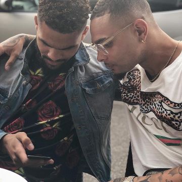 The T-shirt with Gucci logo and leopard that door Layvin Kurzawa on his post Instagram