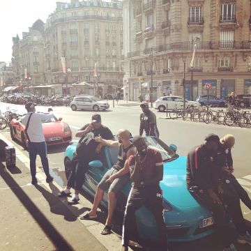 the tap nike views on the account Instagram of Naza