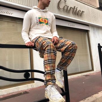 El Balenciaga Triple S que luce el influencer Amir Lzn en su Instagram