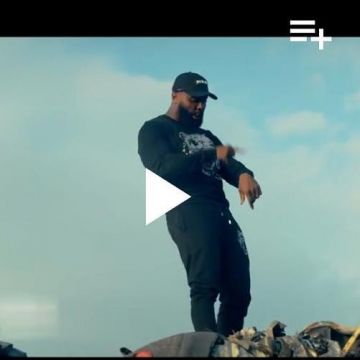 La gorra negra de Balenciaga de Kaaris en Instagram