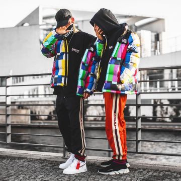 Las zapatillas Balenciaga Speed Trainer que lleva el influencer Max "munich_style" en su Instagram