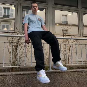 Les Air Force 1 Low Easter Egg de Raphael Dagain sur Instagram