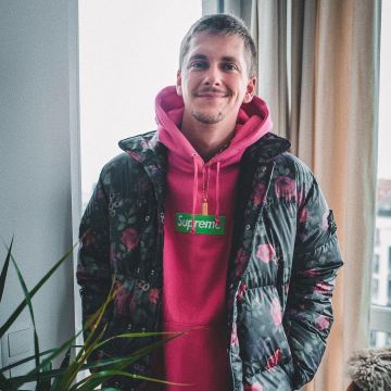 La doudoune Stone Island x Supreme que porte l'influenceur et youtubeur Willy Iffland sur son Instagram