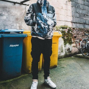 Les Nike Air Max 90 Off-White que porte l'influenceur et youtubeur Willy Iffland sur son Instagram