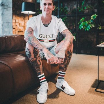 Les sneakers Gucci Ace que porte l'influenceur Willy Iffland sur son Instagram
