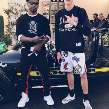 The Vans Era DX 95 Fear of God that brings the influencer Blake Linder on his Instagram