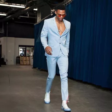 Converse OFF-WHITE blanco de Russell West Brook en su cuenta de Instagram