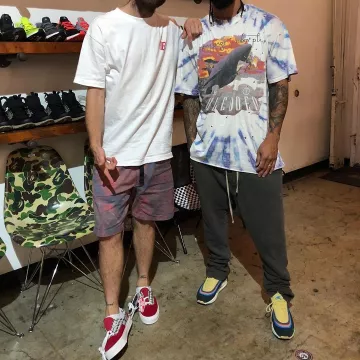 The sneakers worn by Sean Wotherspoon are vans in collaboration with the brand, fear of god, views on his account instagram sean_wotherspoon