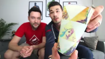 The glass Zelda that changes color in the youtube video we offer gifts geeks of Adri Geek