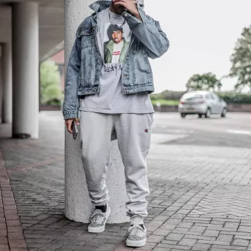 El marshallow de Vans Fear of God usado por el influencer Nav Khuttan en su Instagram