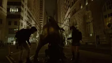 Charging Bull sculpture by Arturo Di Modica in New-York as seen in Mr. Robot 2x01