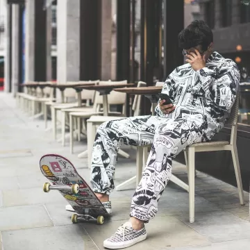 Las furgonetas Miedo a Dios usadas por el influencer búlgaro Emil Eftimov en su Instagram