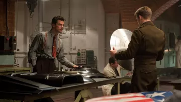 The replica of the shield of Captain America from Steve Rogers (Chris Evans) in Captain America : First Avenger