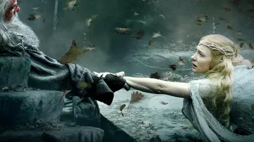 The tiara Galadriel (Cate Blanchett) in the film The Hobbit