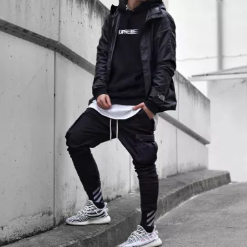 supreme hoodie outfit