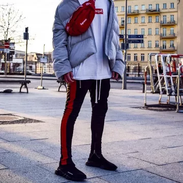 Las zapatillas Balenciaga que el influencer Hyped Jason lleva en su Instagram