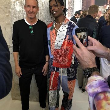 A$ap Zapatillas negras Vans Old Skool de Rocky en la publicación de Instagram de NCL Gallery