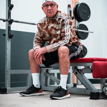 Las zapatillas Adidas Ultra Boost Miami que Gramps lleva en la cuenta de Instagram de la influencer Jaadiee