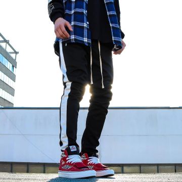 Las Vans x Miedo a Dios usadas por el influencer Sebastian Fornalczyk en su Instagram