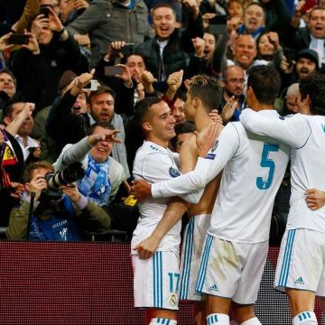 Le maillot de foot du real de Cristiano sur son compte Instagram