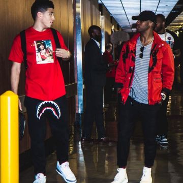 The AIR JORDAN 3 RETRO "KATRINA", red and white-Devin Booker on his account Instagram