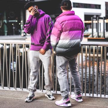 Las Adidas NMD Holi que lleva el influencer Ryan Hildrew en su Instagram