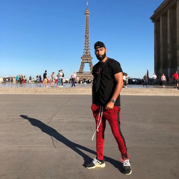 Sneakers Nike Air Presto x Off White views on the account Instagram of the Weasel