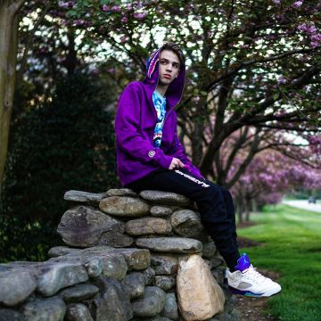 Zapatillas AIR JORDAN 5 RETRO "GRAPE 2013 RELEASE" vistas en la cuenta de Instagram de GianCarlo Purch