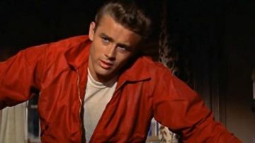 Chaqueta roja de Jim Stark (James Dean) usada en La furia de la vida