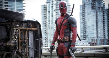 Disfraz de deadpool rojo