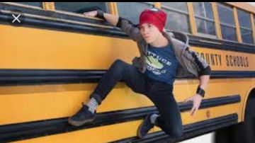 Las zapatillas Old Skool Vans de Peter Parker (Tom Holland), también conocidas como Spider-man (escena del autobús) en Avengers: Infinity war