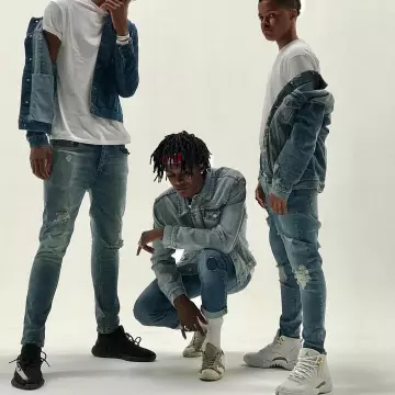 The Air Jordan 12 Retro white, Shareef O'neal, on his account Instagram