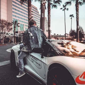 las zapatillas en blanco y negro Era 95 Reedición "(niebla) Fear Of God" vistas en la cuenta de Instagram de Ben Maclean