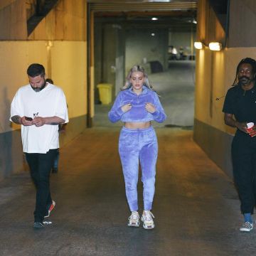 Zapatillas Balenciaga de Anne-Marie Nicholson en su cuenta de Instagram