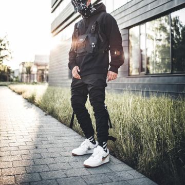 Sneakers white Nike Air Force 1 Low "Travis Scott" of the influencer Niklas Woyt on his Instagram (@ezcape)