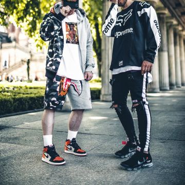 The black sneakers Nike Vapormax Off White of the influencer Niklas Woyt on his Instagram (@ezcape)