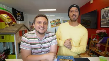 Le ballon Bob l’Éponge en fond de la vidéo YouTube "Bourré Simulator : La course en etat d'ivresse" de MacFly et Carlito