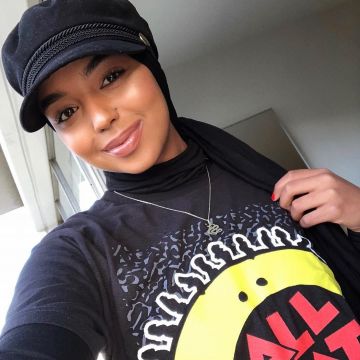 cap black worn by shahd batal seen on his instagram